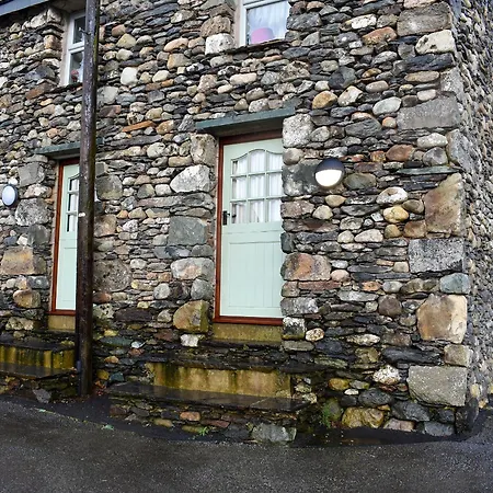 Danika East Threlkeld